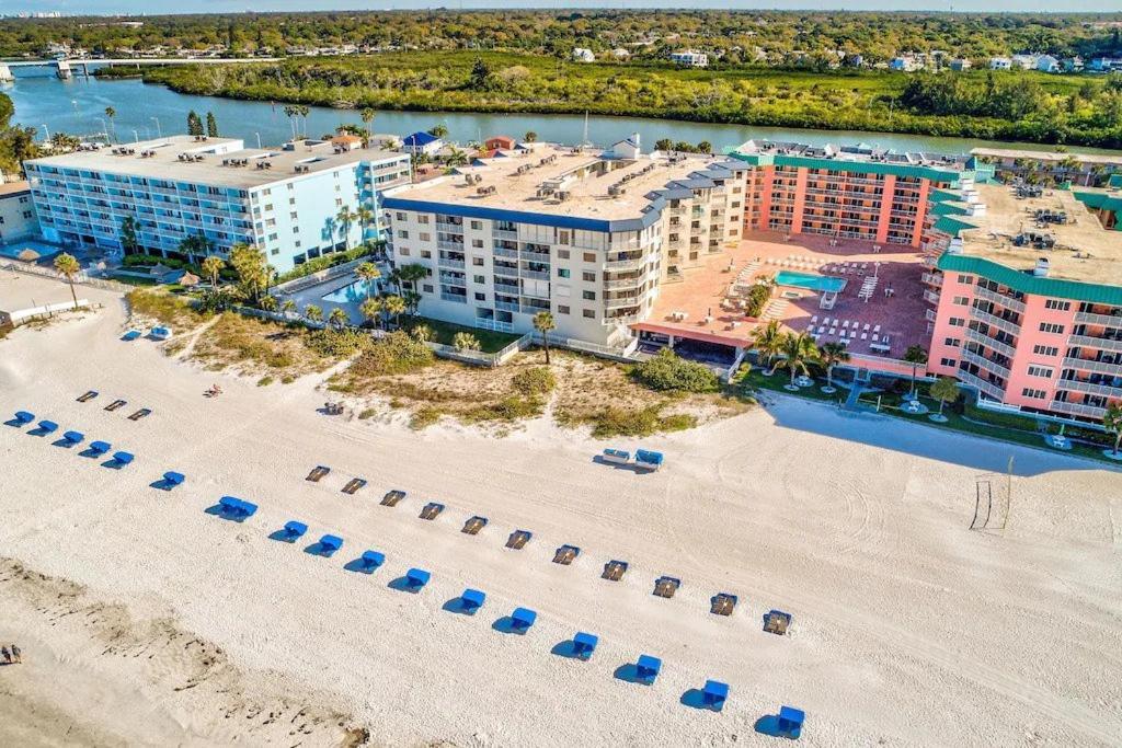 Beach Palms- Unit 102 Aparthotel Clearwater Beach Exterior photo